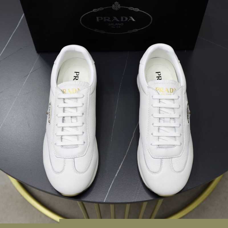 Pra*a casual shoes